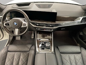 Vehicle image BMW X5 30d xDrive SAG