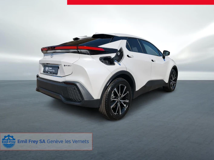 image du véhicule TOYOTA C-HR