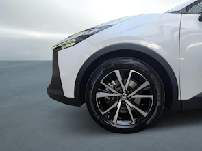 image du véhicule TOYOTA C-HR 2.0 PHEV Swiss Edition