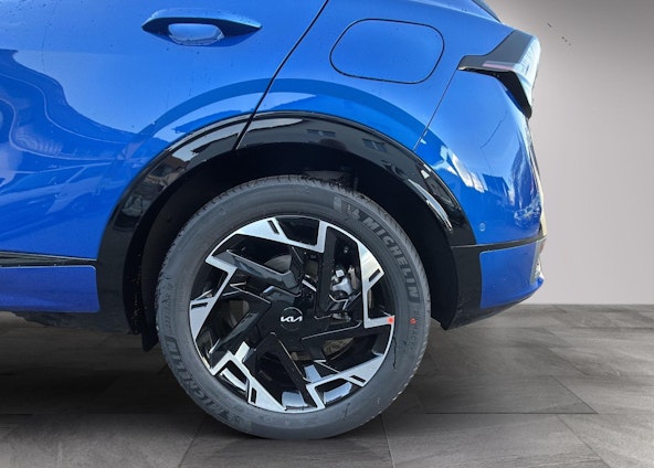 Vehicle image 21 Vehicle image 21