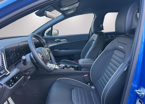 Vehicle image 8 Vehicle image 8