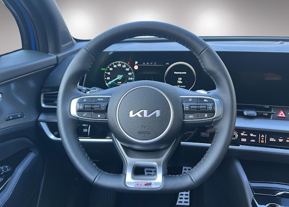 Vehicle image 13 Vehicle image 13