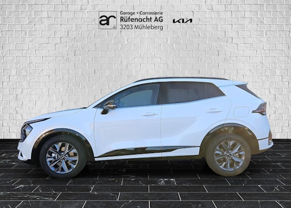 Vehicle image 4 Vehicle image 4