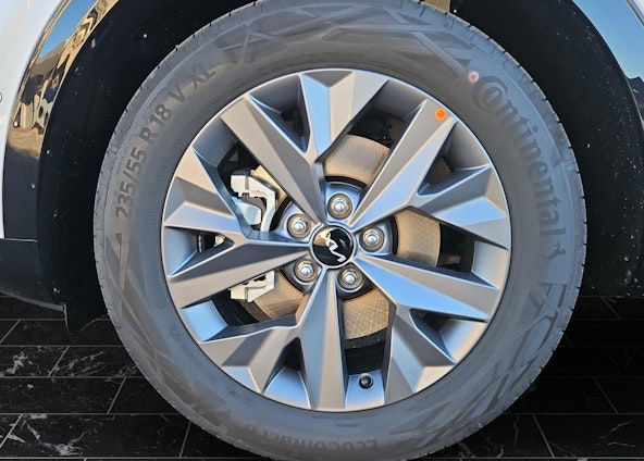 Vehicle image 10 Vehicle image 10