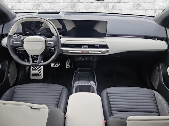 Vehicle image 5 Vehicle image 5