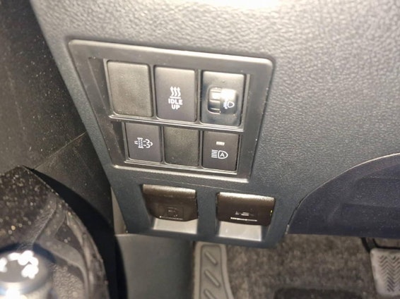 Vehicle image 13 Vehicle image 13