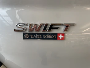 https://vehicle.imgix.net/4077688/95d90b88-9c7e-4693-b2a1-912504301b1f.jpg