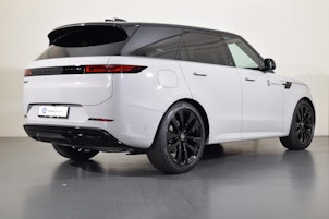 Vehicle image LAND ROVER Range Rover Sport 3.0 I6 300 SE Dynamic
