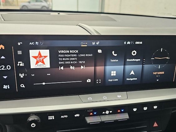 Vehicle image 22 Vehicle image 22