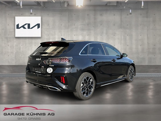 Vehicle image 4 Vehicle image 4