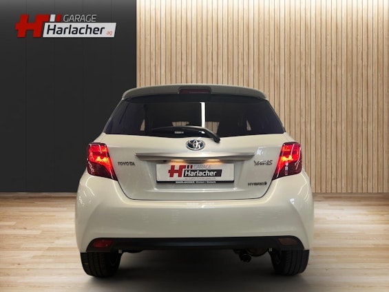 Vehicle image 5 Vehicle image 5