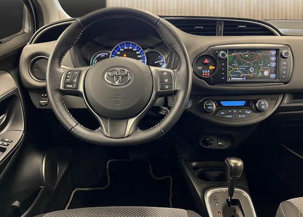 Vehicle image 11 Vehicle image 11