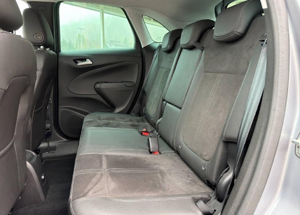 Vehicle image 8 Vehicle image 8