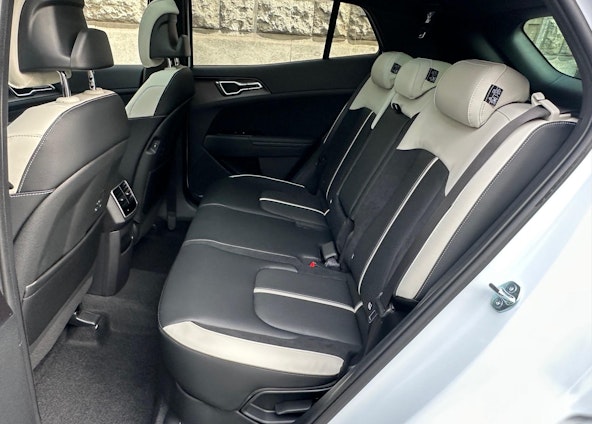 Vehicle image 10 Vehicle image 10