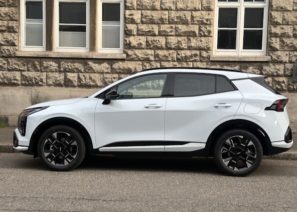 Vehicle image 6 Vehicle image 6