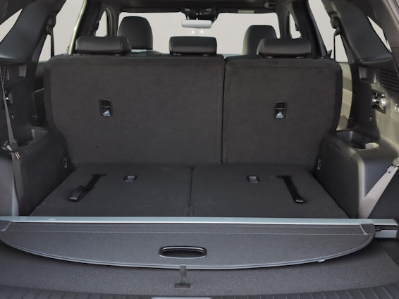 Vehicle image 17 Vehicle image 17