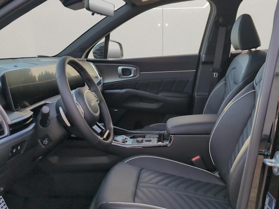 Vehicle image 8 Vehicle image 8