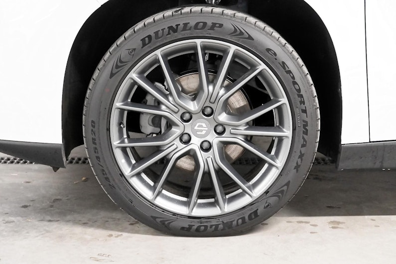 Vehicle image LEAPMOTOR C10