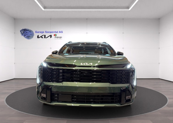 First vehicle image First vehicle image