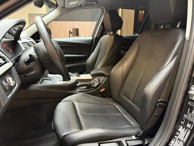 BMW 320d xDrive Touring