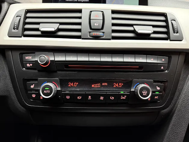 BMW 320d xDrive Touring