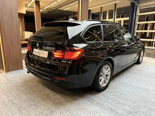 BMW 320d xDrive Touring