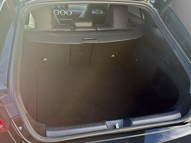 Mercedes-Benz CLA Shooting Brake 250 4Matic 7G-DCT AMG Line