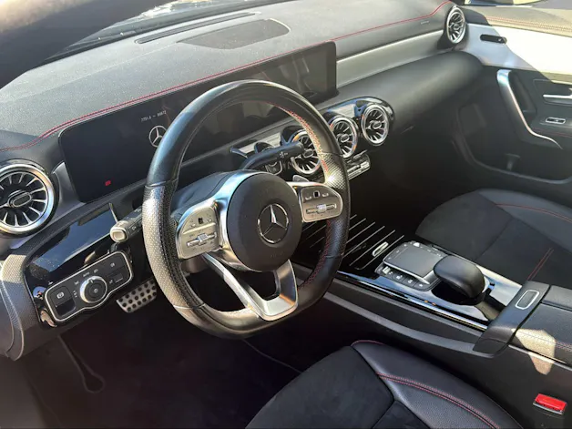 Mercedes-Benz CLA Shooting Brake 250 4Matic 7G-DCT AMG Line