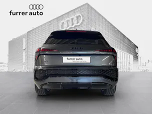 Audi Q3 SUV e-hybrid 200 kW S tronig