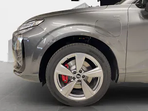 Audi Q3 SUV e-hybrid 200 kW S tronig