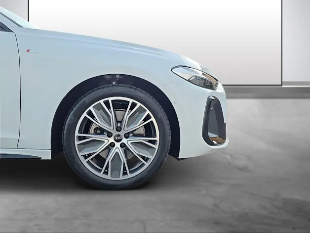 Audi A5 Avant TDI quattro 150 kW Attraction S tronic
