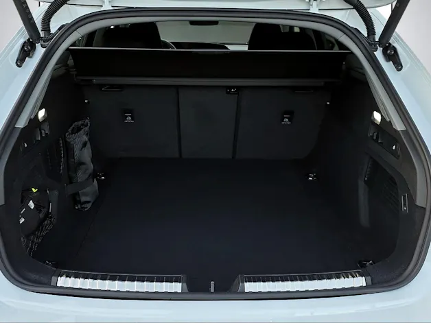 Audi A5 Avant TDI quattro 150 kW Attraction S tronic