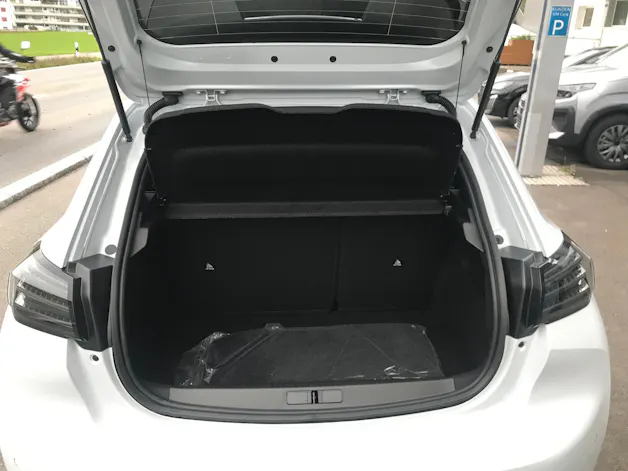 Peugeot 208 1.2 MHEV 110 GT
