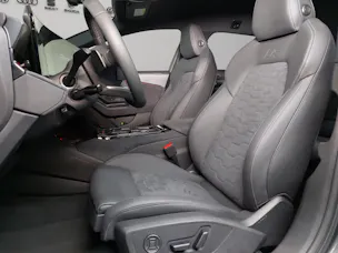 Audi A6 Avant e-tron quattro