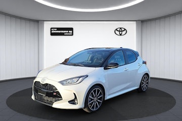 Vehicle image TOYOTA YARIS 0 Vehicle image TOYOTA YARIS 0