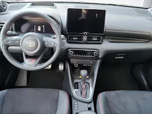 Toyota Yaris 1.5 VVT-i HSD GR Sport