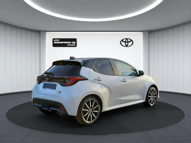 Toyota Yaris 1.5 VVT-i HSD GR Sport