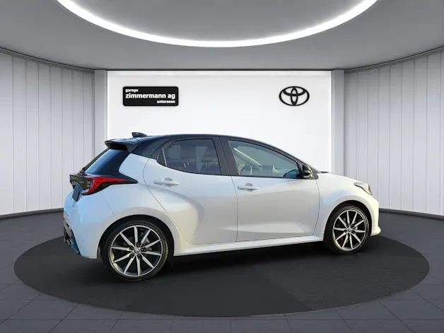 Toyota Yaris 1.5 VVT-i HSD GR Sport