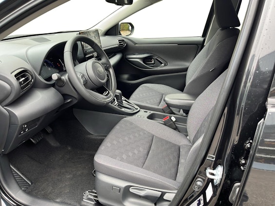 Vehicle image 5 Vehicle image 5