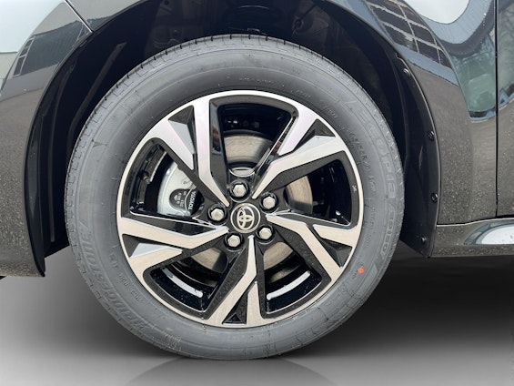 Vehicle image 13 Vehicle image 13