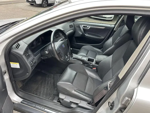 Volvo V70 2.4 170