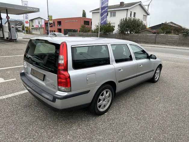 Volvo V70 2.4 170