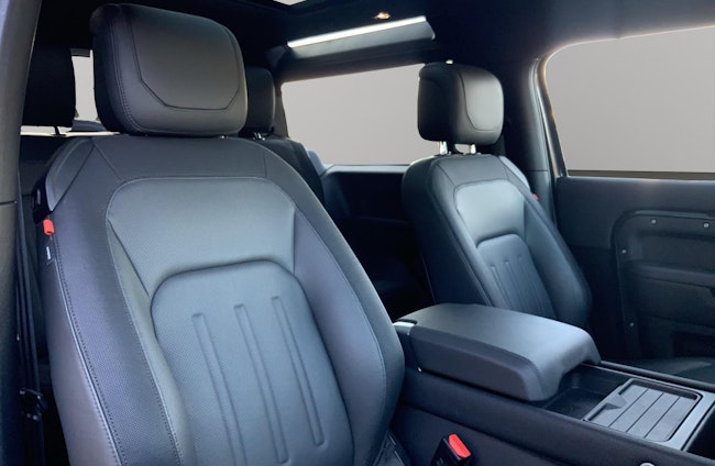 Vehicle image 2 Vehicle image 2