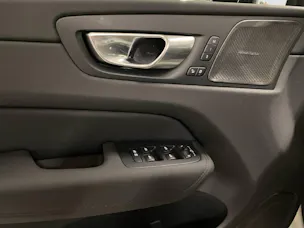 Volvo XC60 2.0 T6 TE Plus Dark eAWD