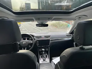 SKODA Superb Combi 2.0 TSI L&K DSG 4x4