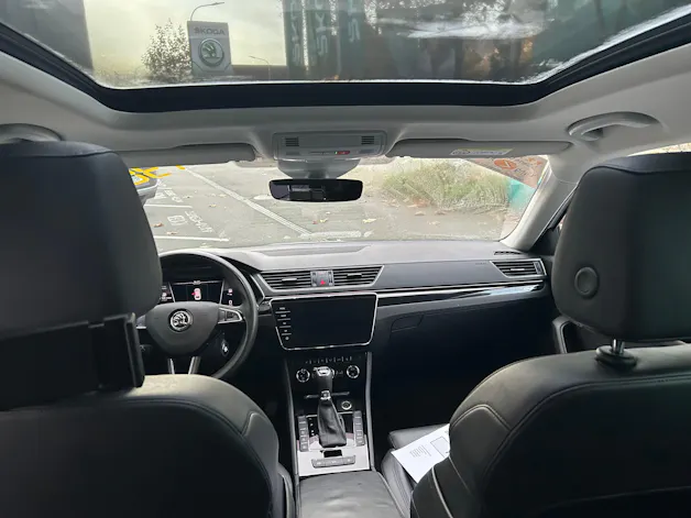 SKODA Superb Combi 2.0 TSI L&K DSG 4x4
