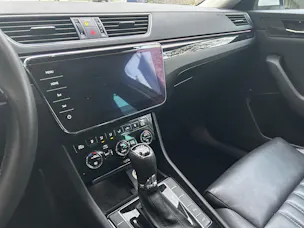 SKODA Superb Combi 2.0 TSI L&K DSG 4x4