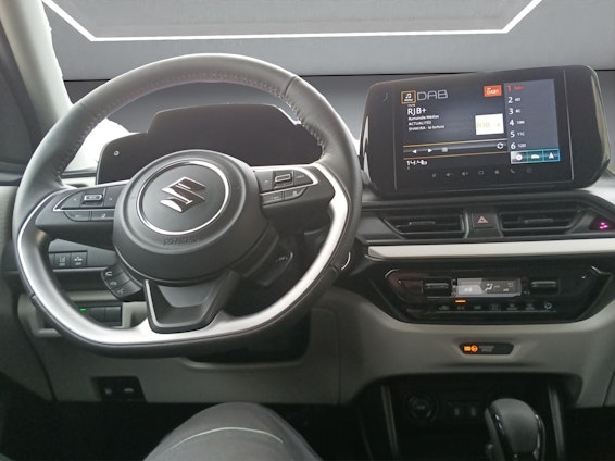 Vehicle image 12 Vehicle image 12