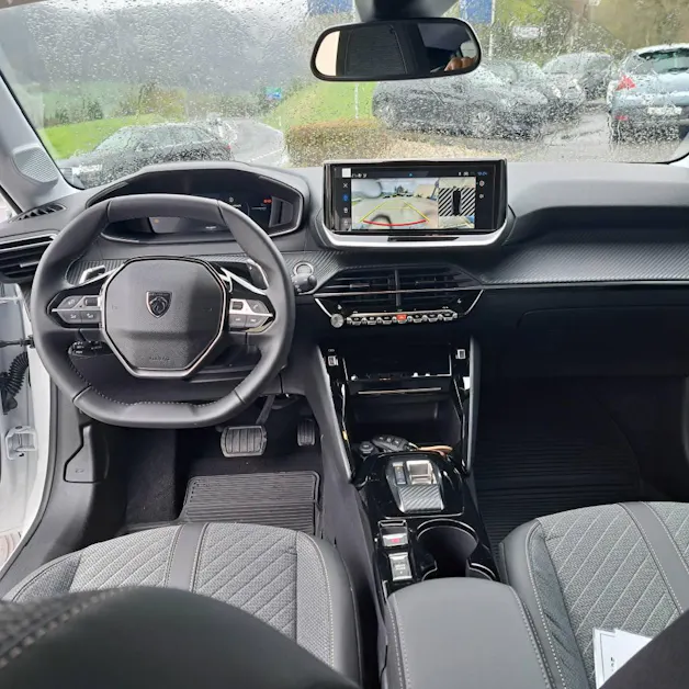 Peugeot 208 R 1.2 Hybrid Allure