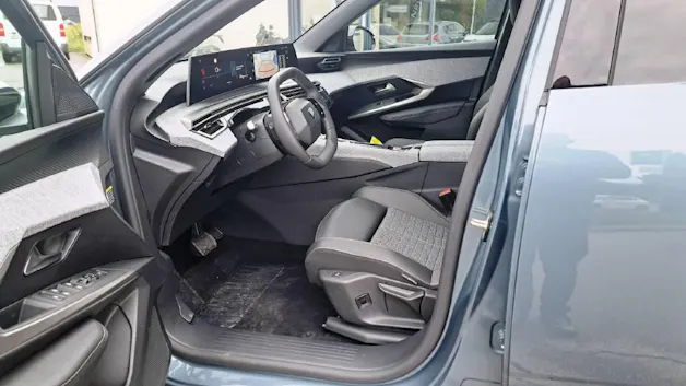 Peugeot 3008 1.2 Hybrid Allure Premium